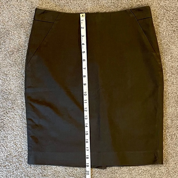 The Limited Pencil Skirt. Dark Army Green Brown Color. Size 2. - Picture 5 of 9